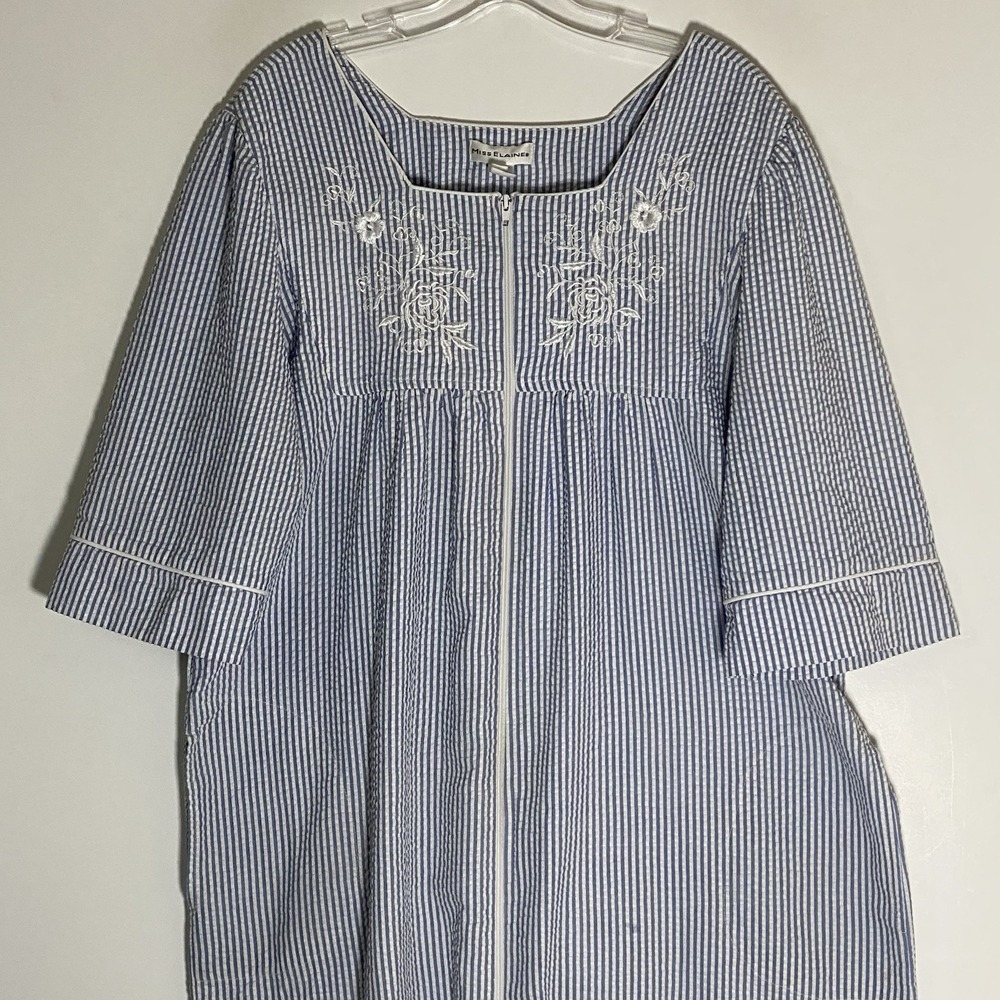Miss‎ Elaine Housecoat Womens Large Blue White Striped Embroidered Seersucker L - Picture 2 of 16